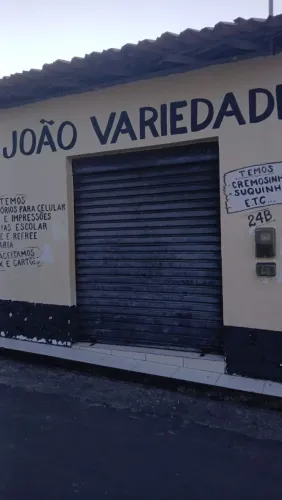 Vende-se portão de rôlo em perfeito estado.
