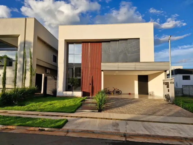 Sobrado 05 Quartos Altíssimo Padrão Condomínio Villagio Toscana - Lazer e Muito Mais,