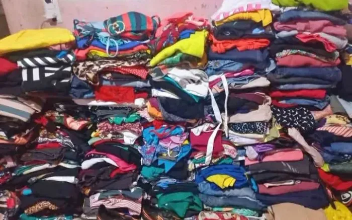 Roupas para bazar