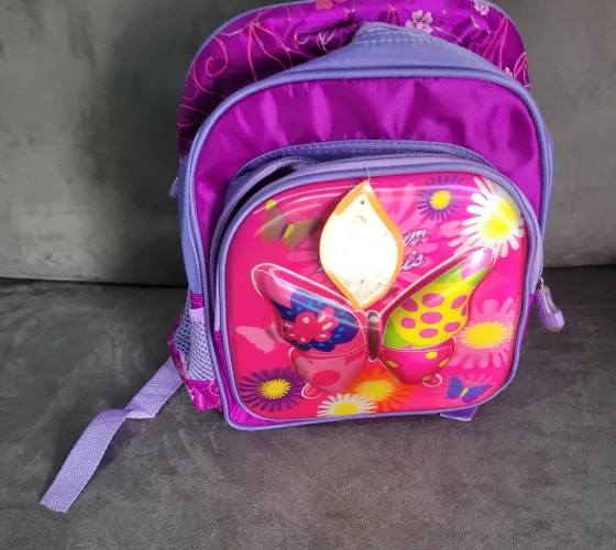 Mochila infantil relevo 3 D
