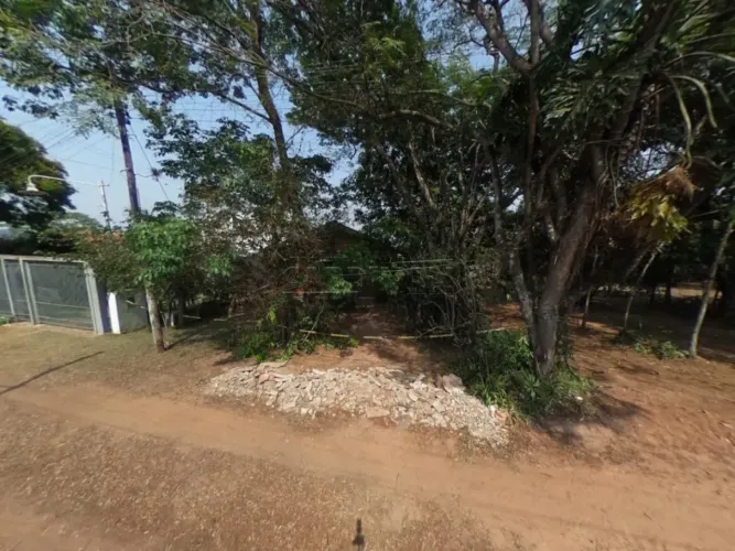 Imóvel bem localizado e pronto para Morar em uma Rua segura e fechada.