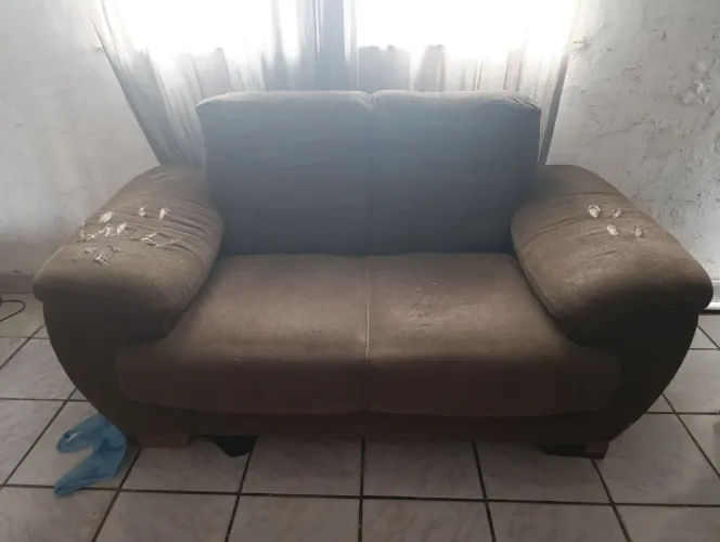 DOAÇÃO DE SOFA