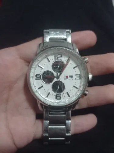 Relógio Tommy Hilfiger Gabe (Modelo 1710338)