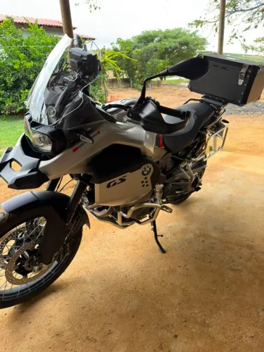 BMW F900 GS