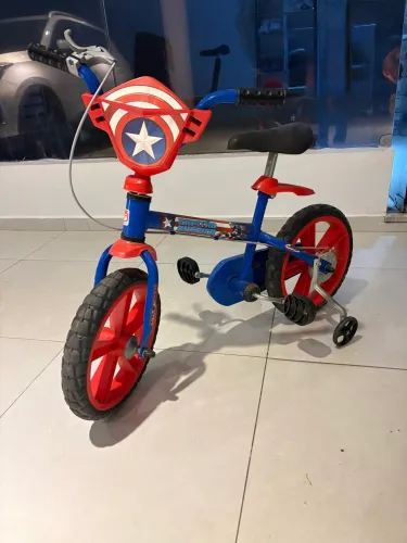 Bicicleta capitão América Aro 12