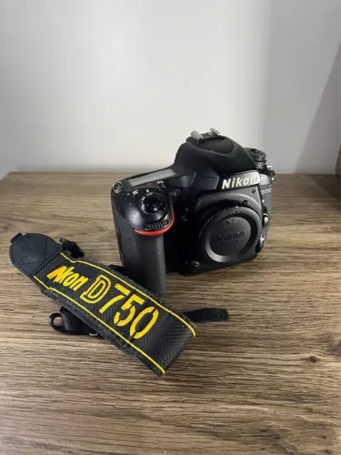 Câmera Fotografica Nikon D750