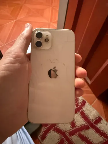 iPhone 12 128 leia