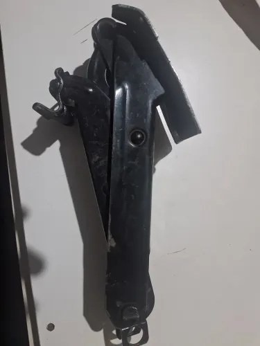 Macaco de carro novo