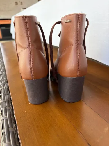 Bota Coturno Via Uno