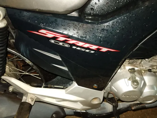 Vendo moto Honda cg start 2022.
