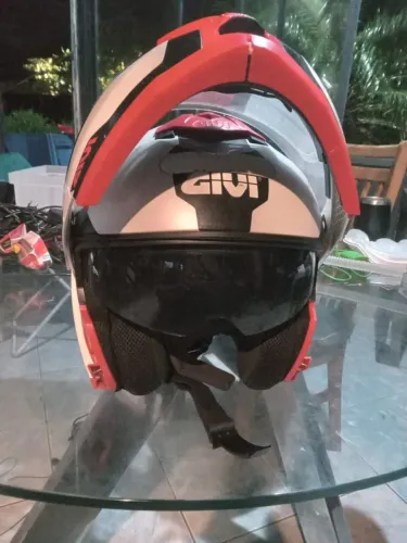 Capacete Givi Preto Branco E Vermelho Tamanho 56