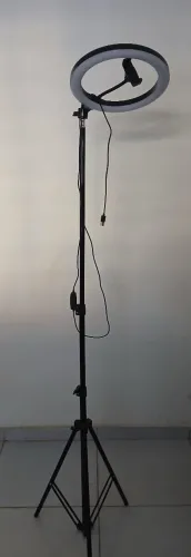 Ring Light com Tripé + Suporte para Celular - Ótimo estado