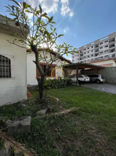 Casa térrea á venda e locação no Jabaquara, 4 quartos sendo 1 suíte, 8 vagas, 550m².