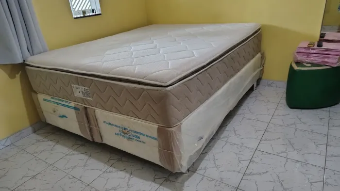 VENDE-SE CAMA ,SEMI NOVA, NÃO FAÇO ENTREGA, * RETIRADA NA CIDADE NOVAI 