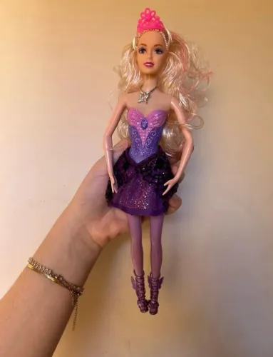 Barbie princesa nova 