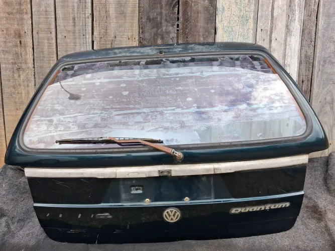 Tampa traseira quantum 93