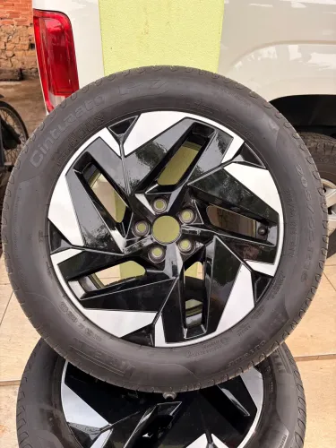 Vendo jogo de rodas original aro 16 do Volkswagen Tera