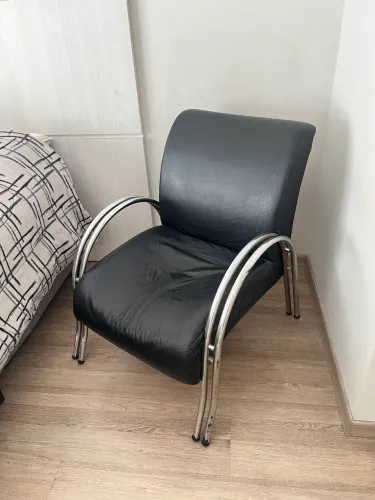 Cadeira/Poltrona preta