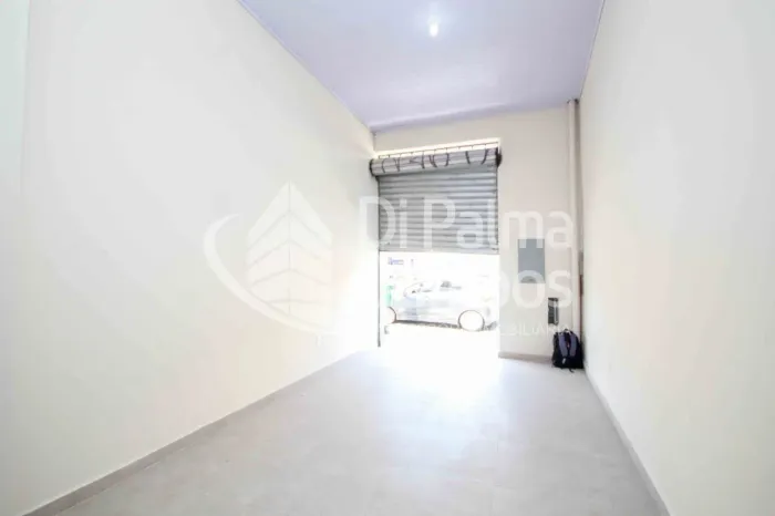 Salão comercial de 42m² com 1 banheiro para alugar no bairro do Ipiranga