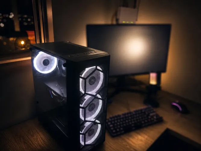 PC Gamer Ryzen 5 2600 + RX 5500 XT 8GB + SSD + 16GB RAM