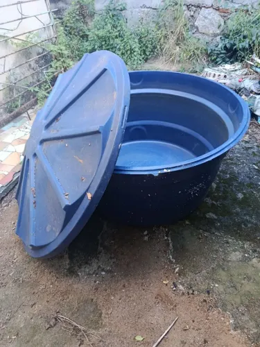 Vendo caixa d'água 500 litros