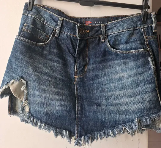 Mini saia jeans 36 marca pool