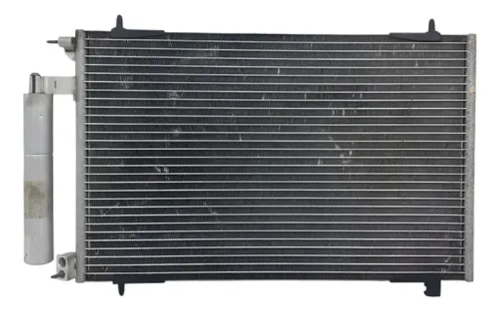 Condensador Do Ar Condicionado Peugeot 207 Passion 1.4 2010 