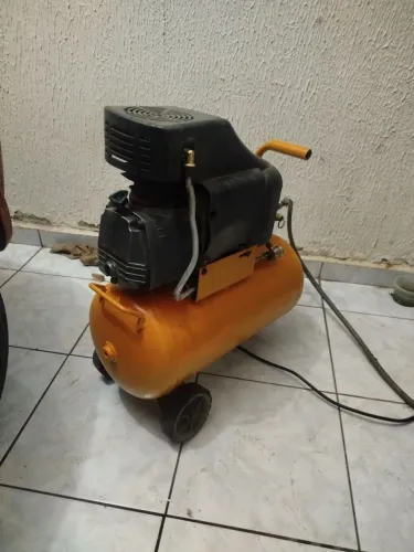 Compressor de ar funcionando perfeitamente 