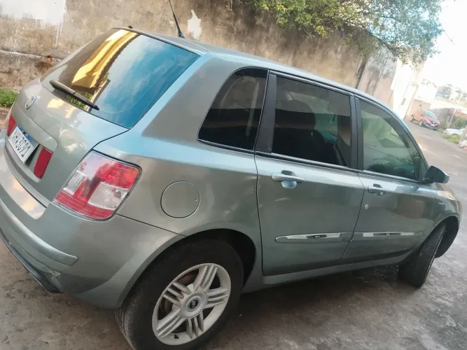Fiat Stilo Dualogic 1.8 Flex 8V 5P 2009