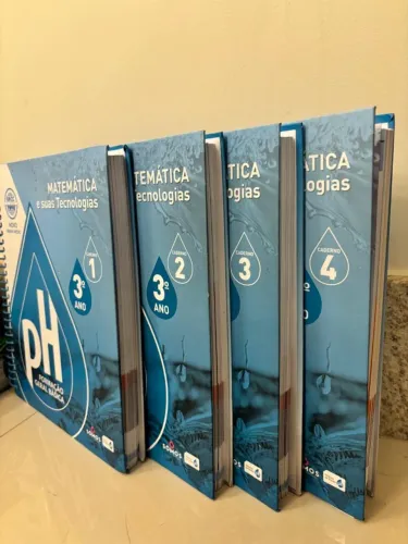 Livros sistema PH - Matemática 3°ano 