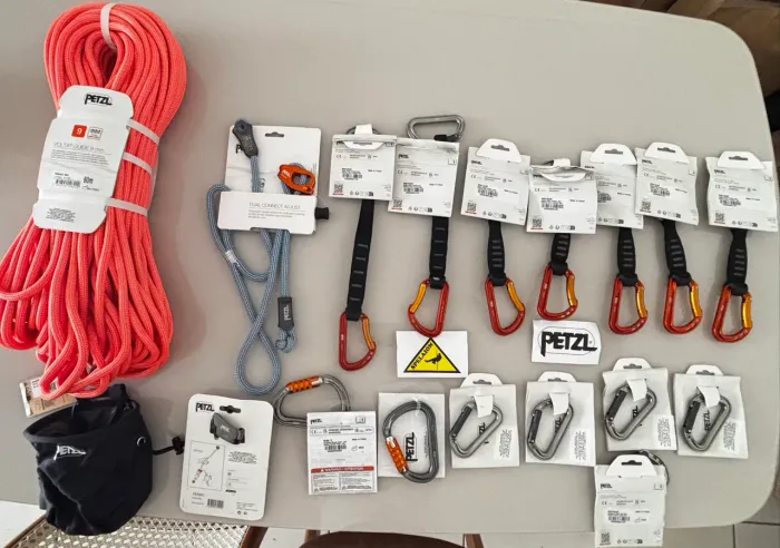 Kit Completo Petzl Escalada / Rapel / Acesso por corda