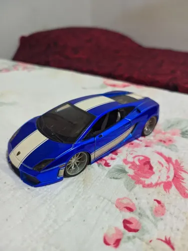 Lamborghini Gallardo LP 560-4 MAISTO(sem retrovisor)