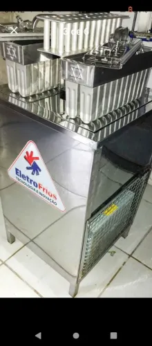 Máquina de Picolés Eletrfrios completa 