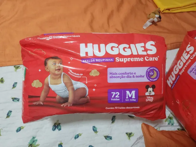 Fralda Huggies Supreme Care Roupinha M 72un