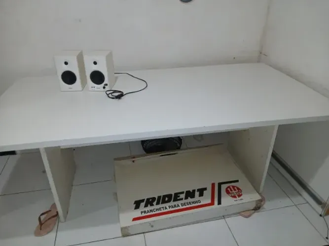 Mesa Escritório/Reunião BRANCA USADA