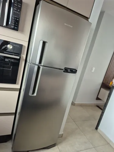 Geladeira Brastemp 375L - Conservada
