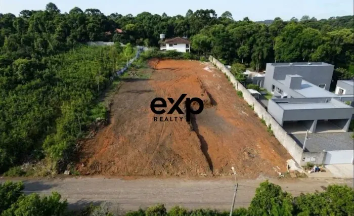 Excelente Oportunidade de Investimento em Pinhais: Terreno de 3.002 m² Próximo ao Alphavil