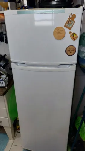 Geladeira consul 336 litros, cicle defrost super conservada
