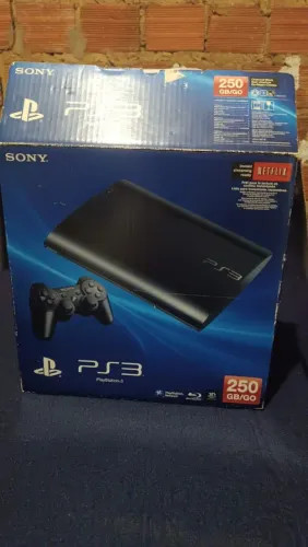 Vendo PS3 AHD de 500 com jogos instalados e jogos em mão 1 controle e caixa do PS3 