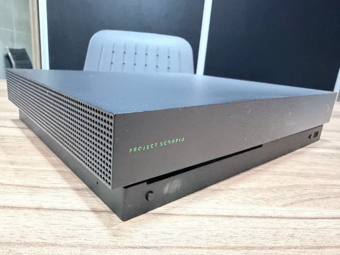 XBox Project Scorpio Edition - Excelente Estado