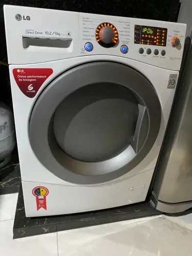 Lava e seca LG 10kg inverte 