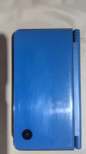 Nintendo DSi XL azul