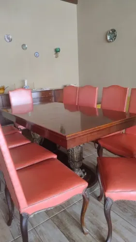 Conjunto Mesa de Jantar Clássica em Madeira Maciça + 10 Cadeiras
