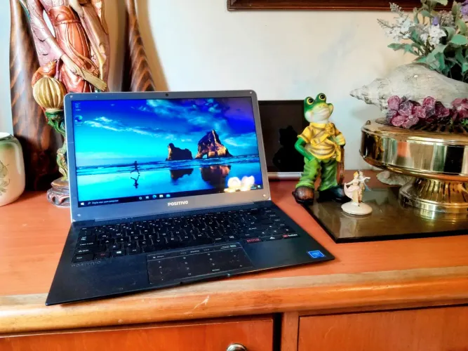 Ultrabook Positivo