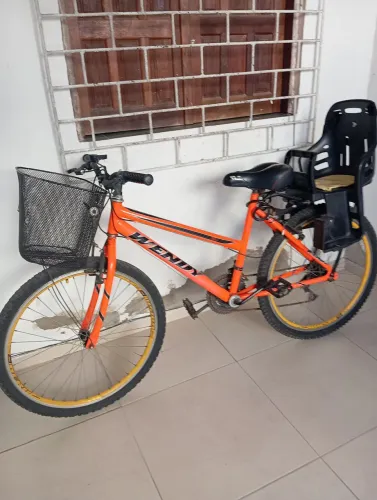 Vendo uma linda Bicicleta feminina!