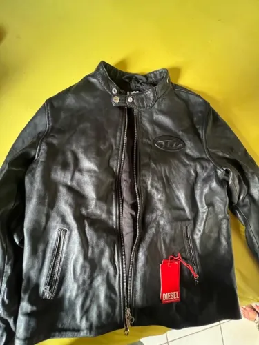 Jaqueta diesel (couro de cordeiro)