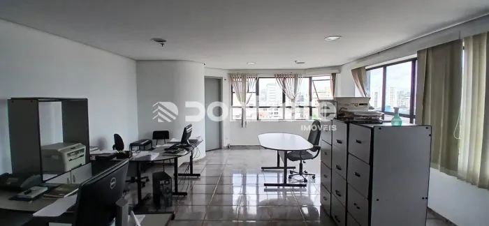 Sala Comercial de 60 m² no Centro de Santo André - Financia, Permuta e com Inquilino