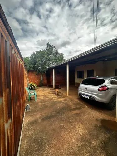 Casa bem espaçosa a venda em Caratoíra vitória (próx: a unidade de inclusão)
