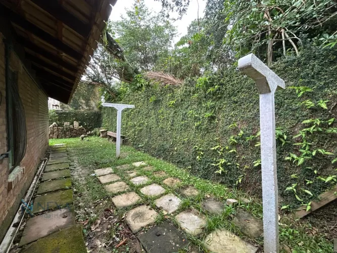 Casa para Locação na Lagoa da Conceição, Florianópolis | 3 Dorms, 100m²