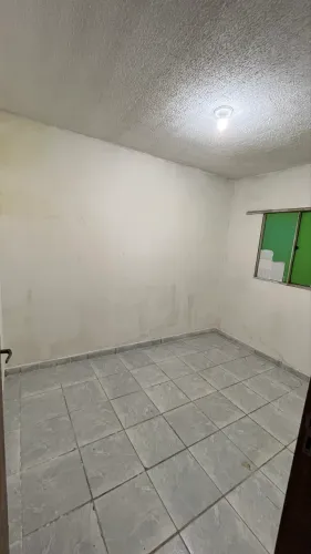 ALUGA - SE UM APARTAMENTO R$600 conjunto habitacional dom Helder câmara